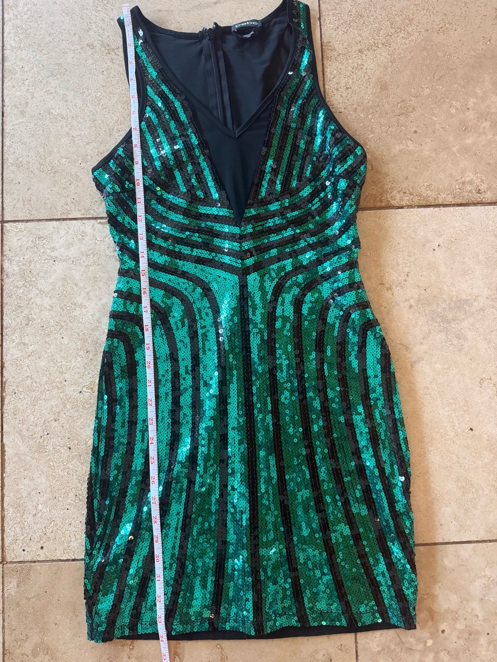 Green Sequin V-Neck Dress - Picture 4 of 6